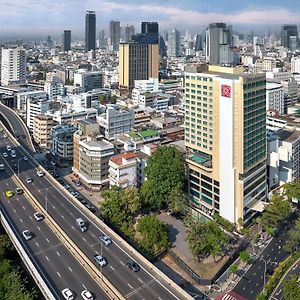 Hilton Garden Inn Bangkok Silom